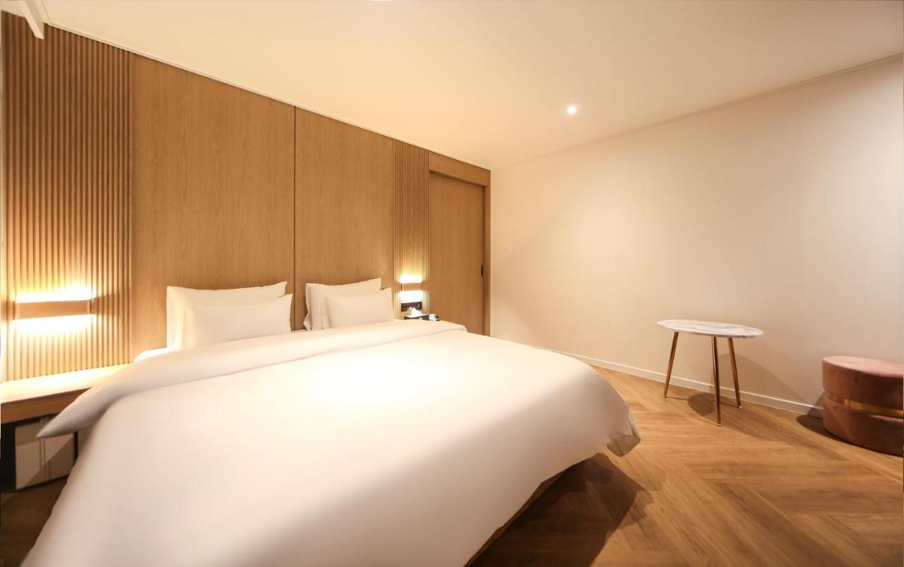 Hotel Lazy Heaven Changwon Exterior foto