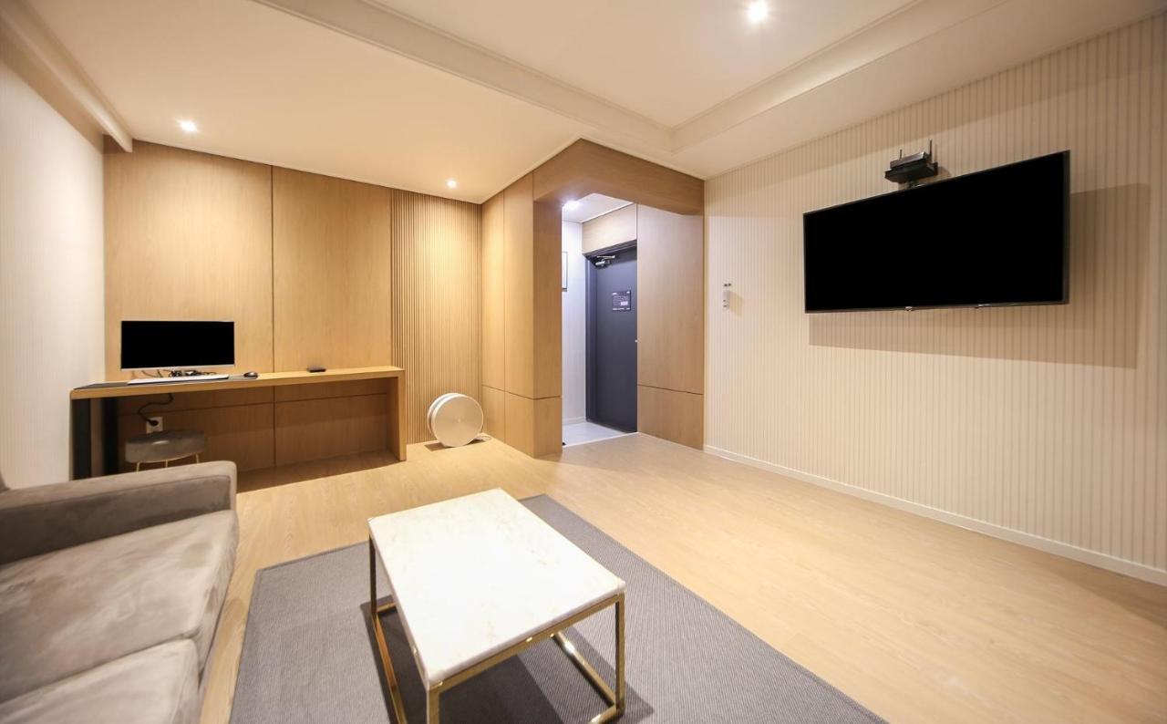 Hotel Lazy Heaven Changwon Exterior foto