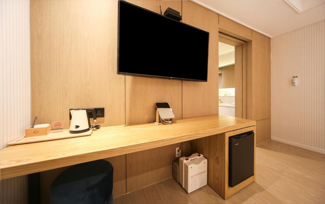Hotel Lazy Heaven Changwon Exterior foto