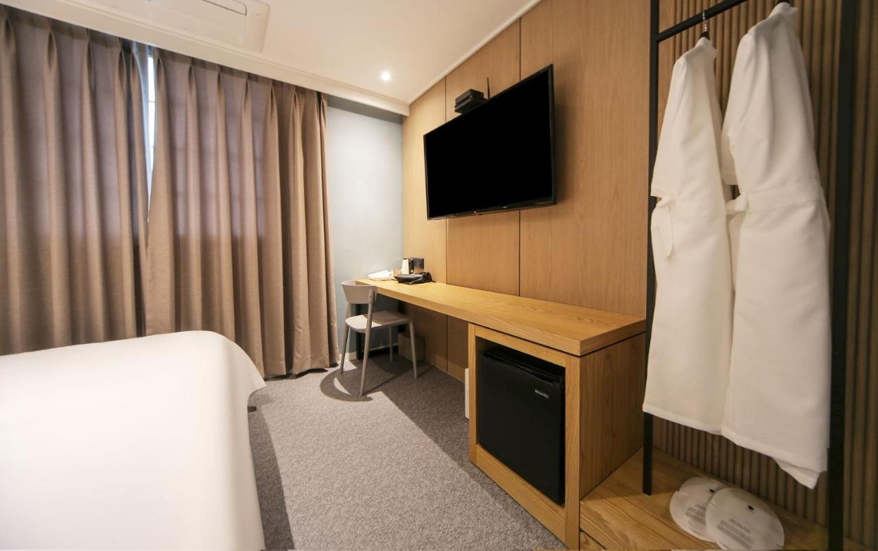 Hotel Lazy Heaven Changwon Exterior foto