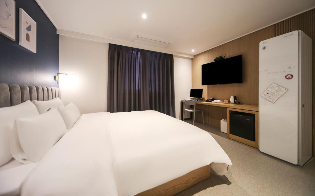 Hotel Lazy Heaven Changwon Exterior foto