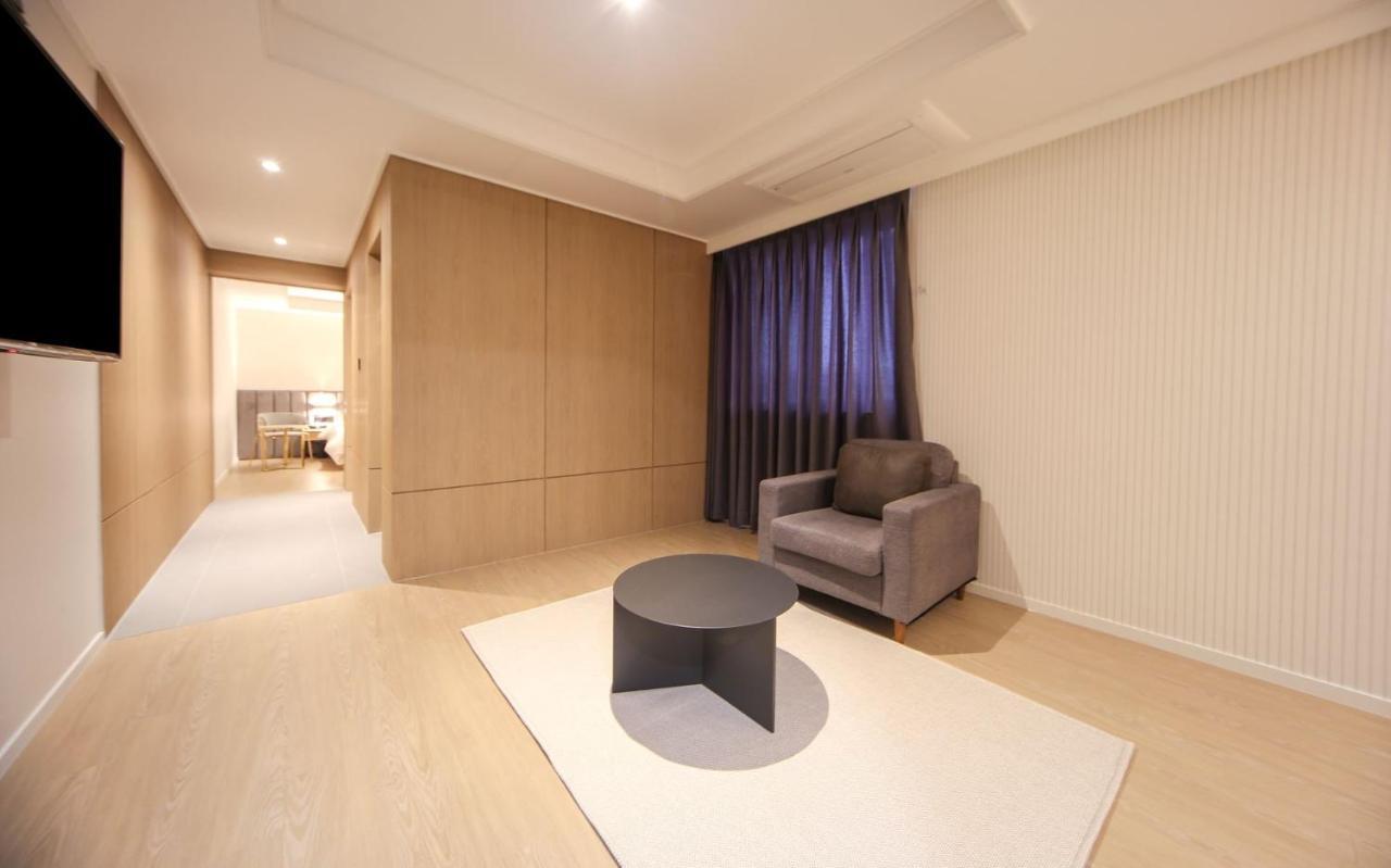 Hotel Lazy Heaven Changwon Exterior foto