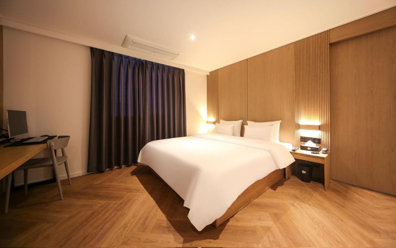 Hotel Lazy Heaven Changwon Exterior foto