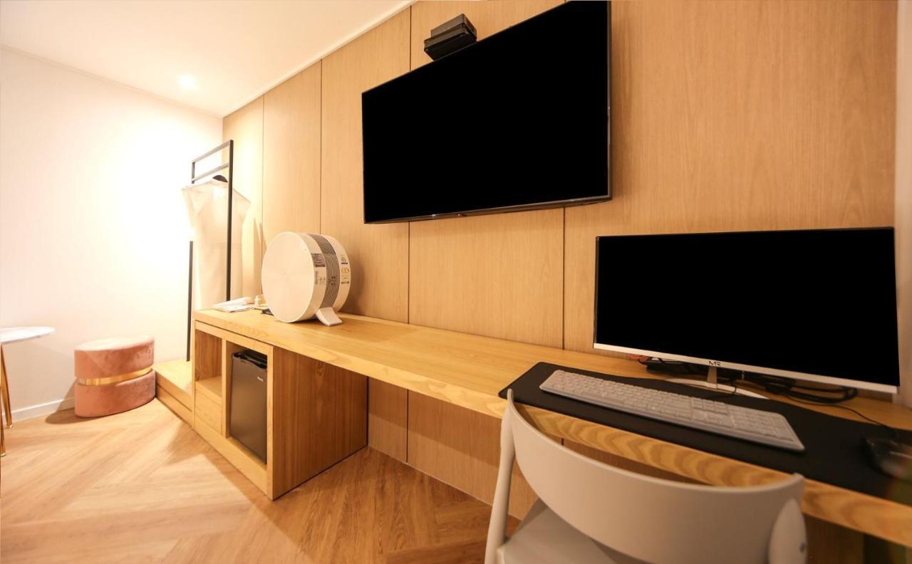 Hotel Lazy Heaven Changwon Exterior foto